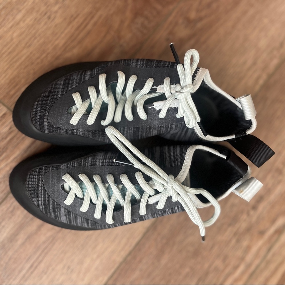 Women’s Black Diamond Lace Up Climbing Shoes